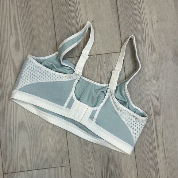 Wacoal Blue and White Sports Bra - Picture 4 of 7